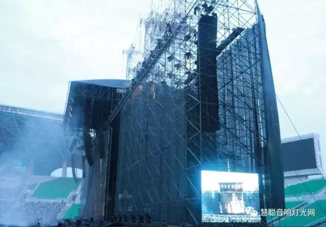 五月天20周年演唱会下血本 音响灯光舞台设备再一次破纪录！