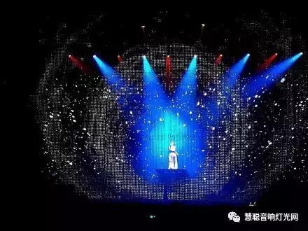 光唱得好有啥用？林忆莲演唱会还不是被现场音效坑了！