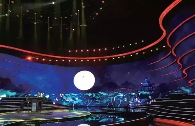 中国诗词大会有“诗与远方”，舞美灯光设计也是“有文化”！