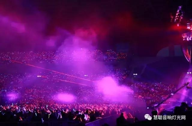 五月天20周年演唱会下血本 音响灯光舞台设备再一次破纪录！