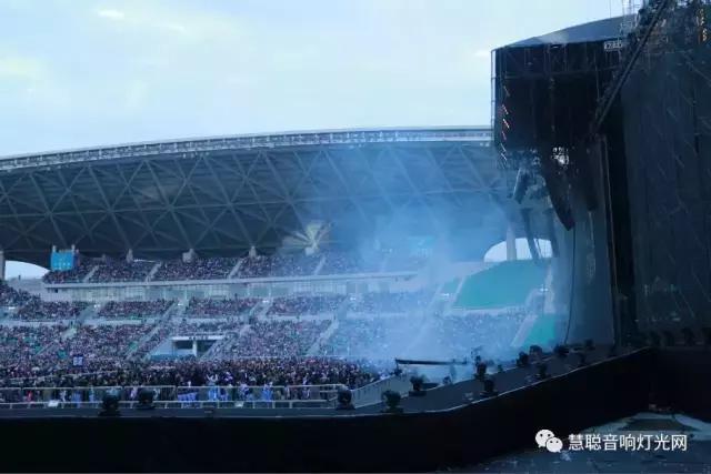 五月天20周年演唱会下血本 音响灯光舞台设备再一次破纪录！