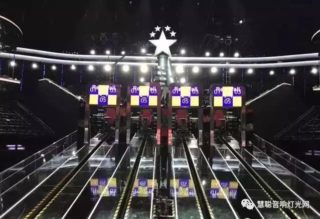 《中国新歌声》第二季开播 音响舞美盘点