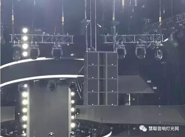 《中国新歌声》第二季开播 音响舞美盘点