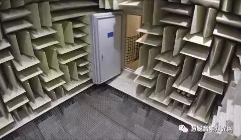 隔音效果好到惊人！世界上最安静的消音室，背景噪音低至-20.6dB