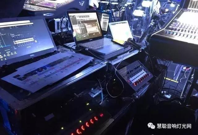 光关注鹿晗了 没想到错过的《中国新歌声》的音响灯光这么牛！