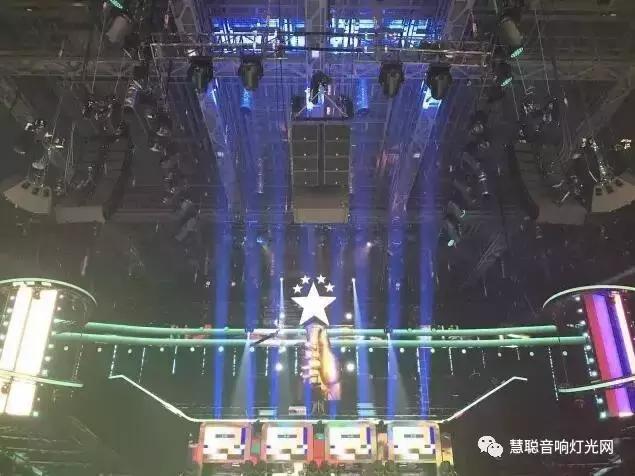 《中国新歌声》第二季开播 音响舞美盘点