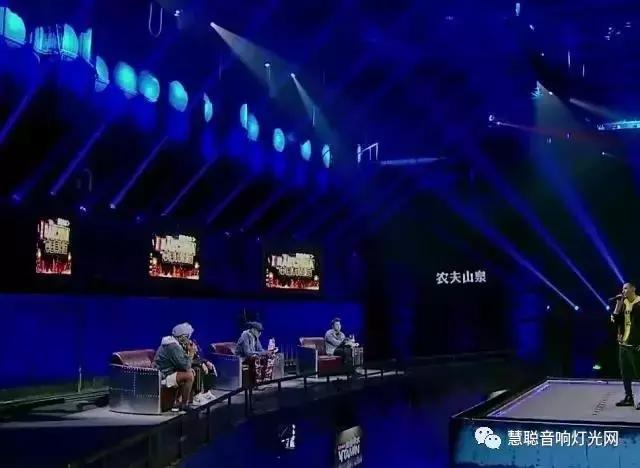 吴亦凡随时freestyle?《中国有嘻哈》的舞美灯光可是有讲究!