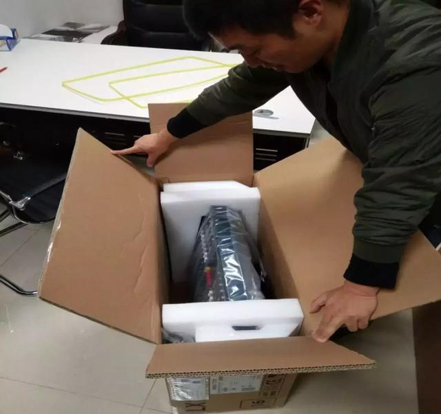 新一代模拟调音台 Soundcraft声艺LX10 调音台测评