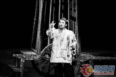营造新奇的舞台效果 话剧《苏东坡》周末登台大剧院