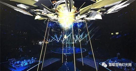 《我是歌手》最新一季舞美图曝光 国际顶尖灯光舞美师操刀