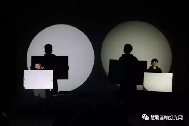 世界顶尖产品集体亮相 2018灯光音响新技术展望大会