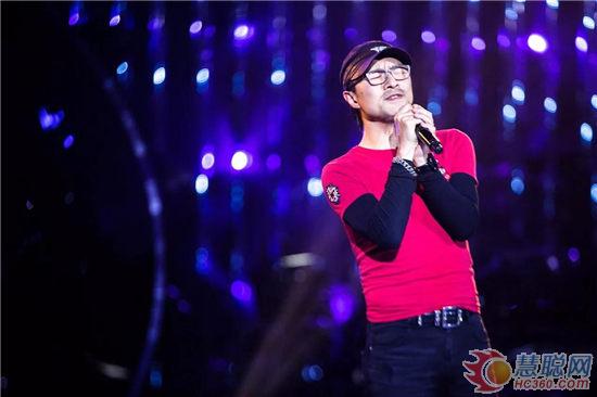 《我是歌手》最新一季舞美图曝光 国际顶尖灯光舞美师操刀