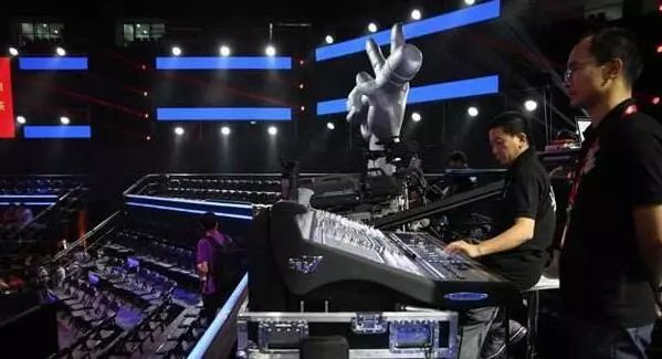 音响师毕生梦想就是沒有舞台事故