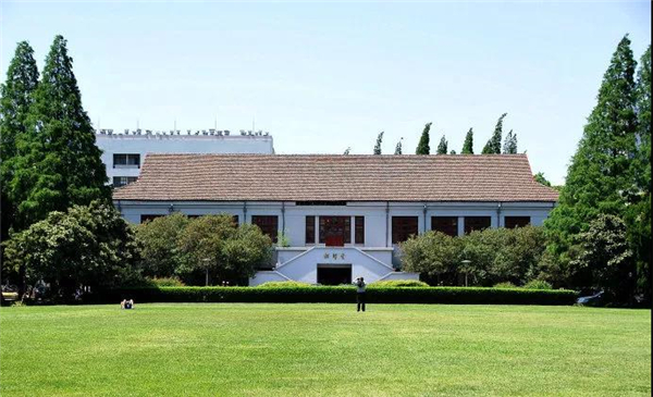 EAW KF扬声器入驻“复旦精神殿堂”，传承大学文脉