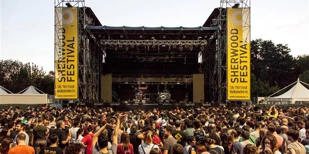 dBT VIO L212与Caparezza的《PRISONER 709》巡演之旅