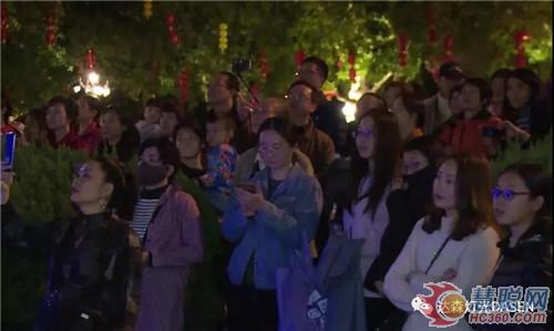 集成了七大模块，这波操作服了！江门玉湖3D喷泉投影灯光秀