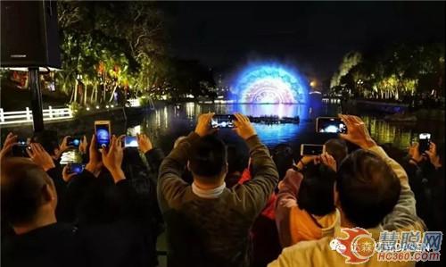 集成了七大模块，这波操作服了！江门玉湖3D喷泉投影灯光秀