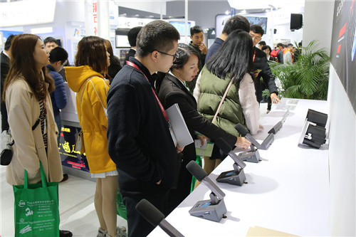 广州展期间，研究院新研究成果集结出击引热潮