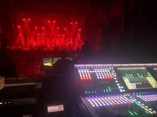 SSL Live助力许巍《无尽光芒》首唱会扬帆起航