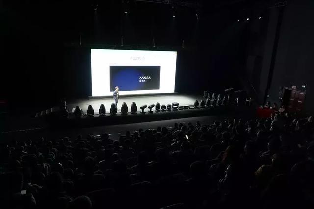彩熠多款新品亮相2019春季新品发布会