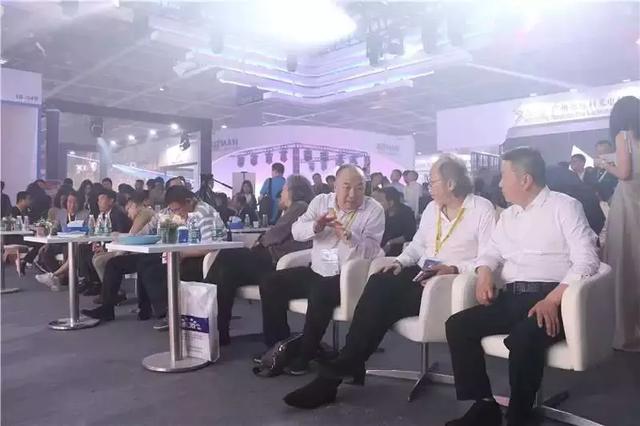 二次征战GETShow，筑梦灯光新品闪耀备受瞩目！