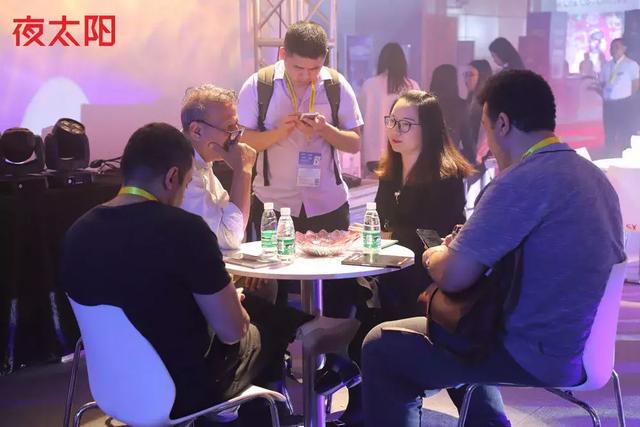 展会热门打卡地 | 夜太阳2019GETShow展大放光彩，6月光亚展精彩继续！