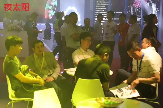展会热门打卡地 | 夜太阳2019GETShow展大放光彩，6月光亚展精彩继续！