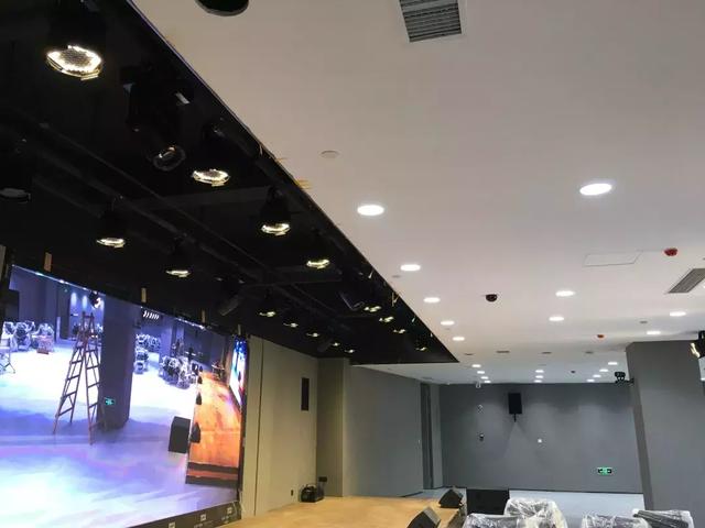 【案例】TECNARE天雷在通威太阳能成都政综合办公大楼现场扩声应用方案