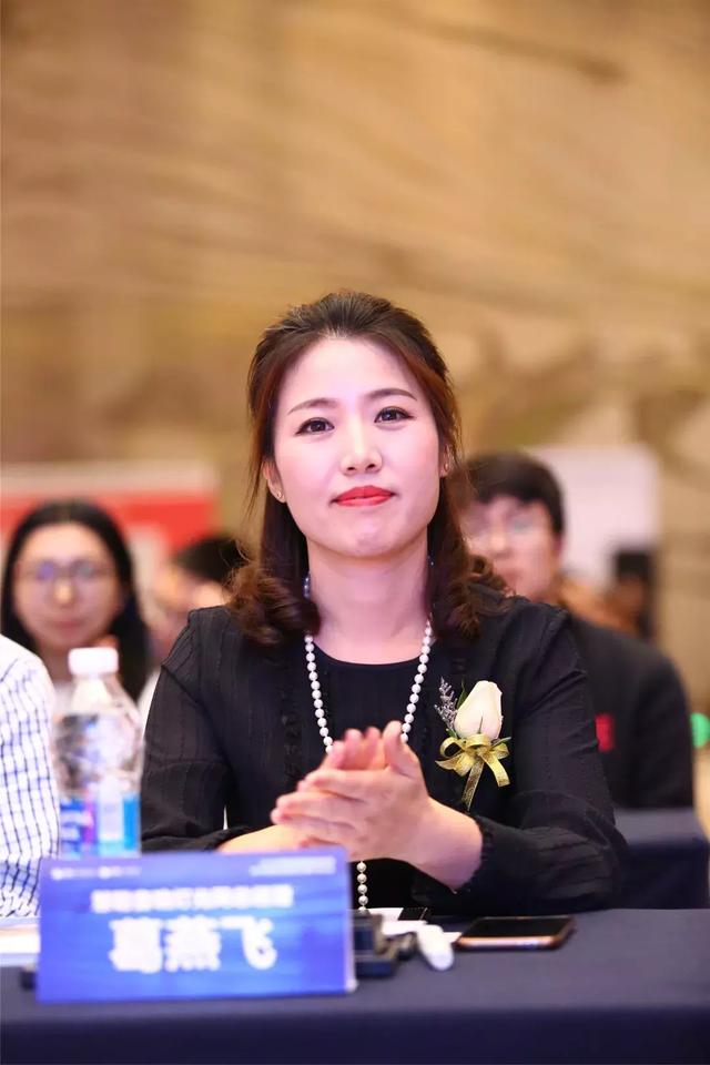 比重庆火锅更火爆的是慧聪巡展重庆站的现场
