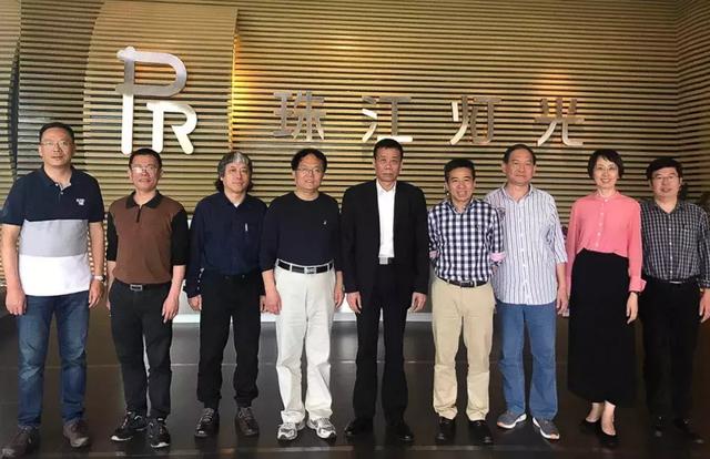 中国照明学会舞台电影电视照明专业委员会赴珠江灯光调研