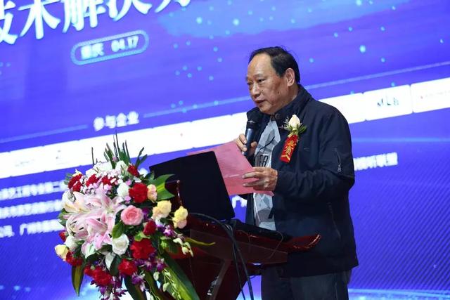 比重庆火锅更火爆的是慧聪巡展重庆站的现场