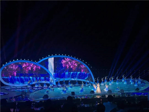 演艺新模式：剧场外的剧场，场景中的场景