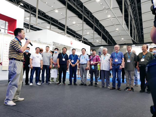 广东舞美研究会第三届换届会员大会成功召开