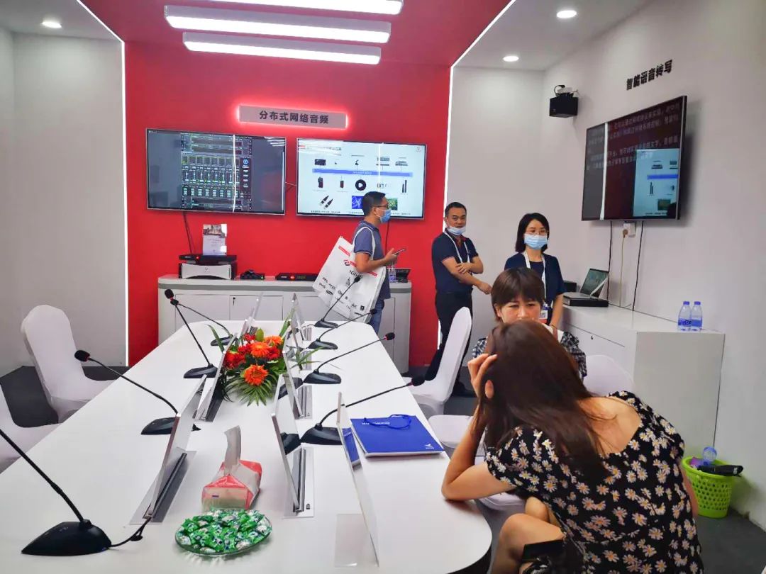 ISLE 展会圆满结束，“智能三剑客”让东微独树一帜！