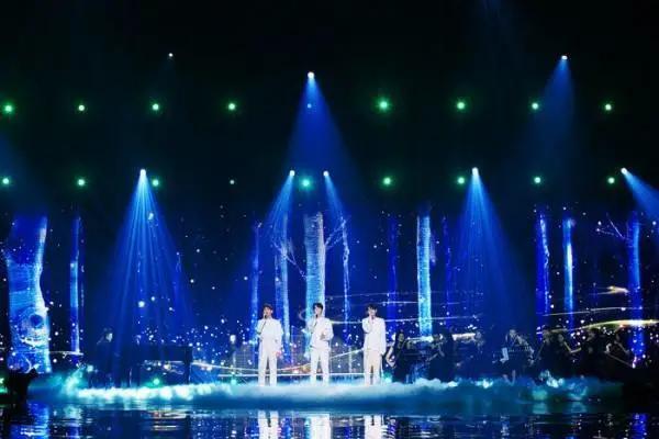 槽点满满的TFboys线上演唱会 能成为行业新标杆吗？