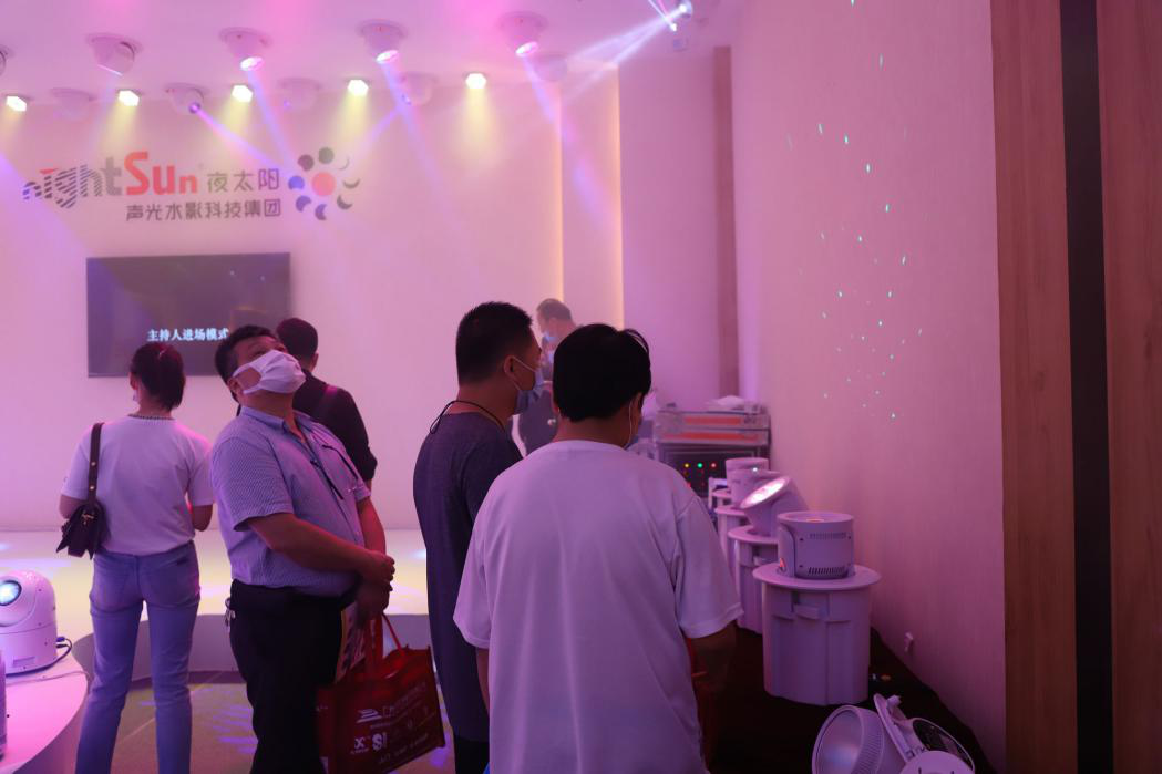 智能进化，共赢未来 | 夜太阳再次推动舞台灯光民用化进程发展!