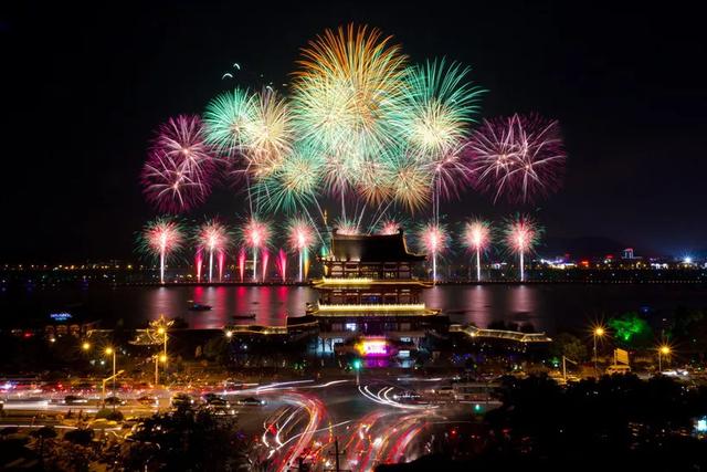 马云点赞夜游经济，酒吧KTV是经济发达标志之一