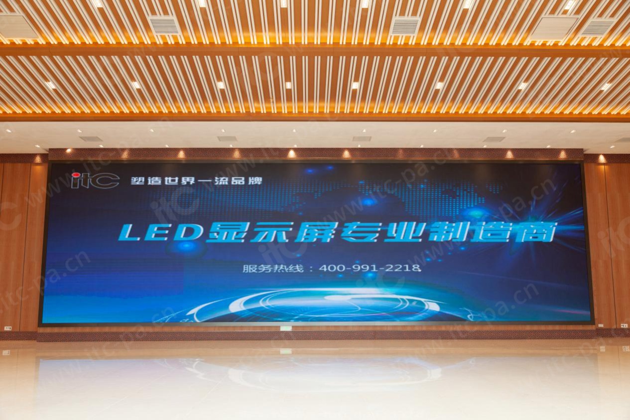如何解决LED显示屏“毛毛虫”现象