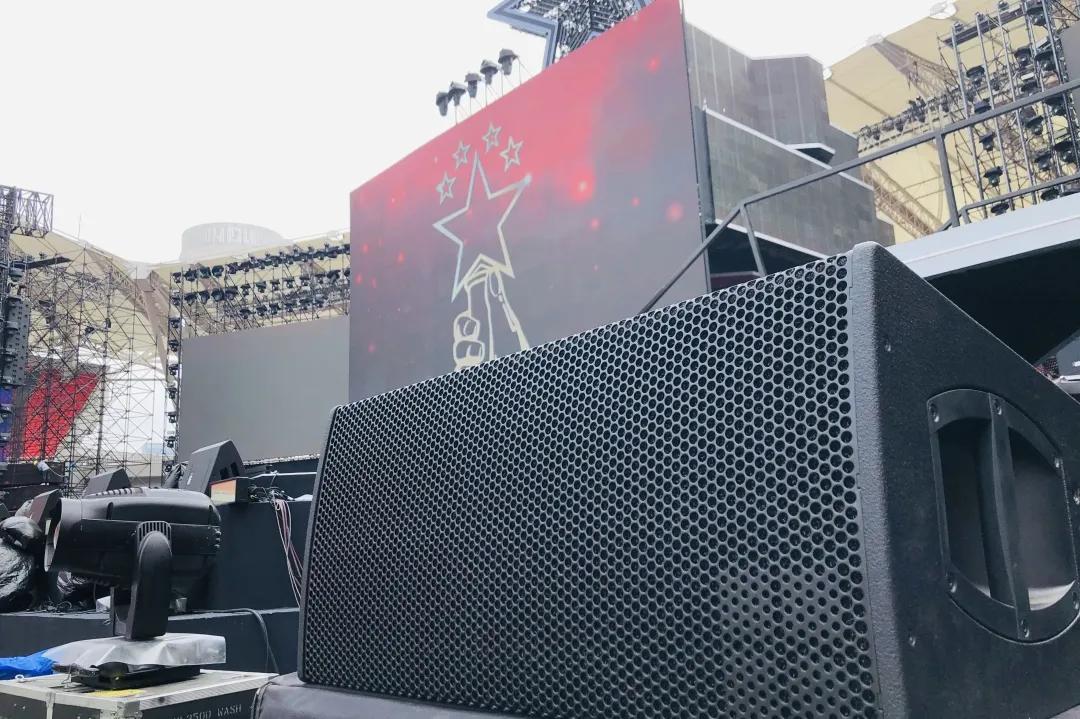 “中国好声音2020巅峰之夜”携同d&b旗舰SL-系列亮相武汉，致敬英雄城市