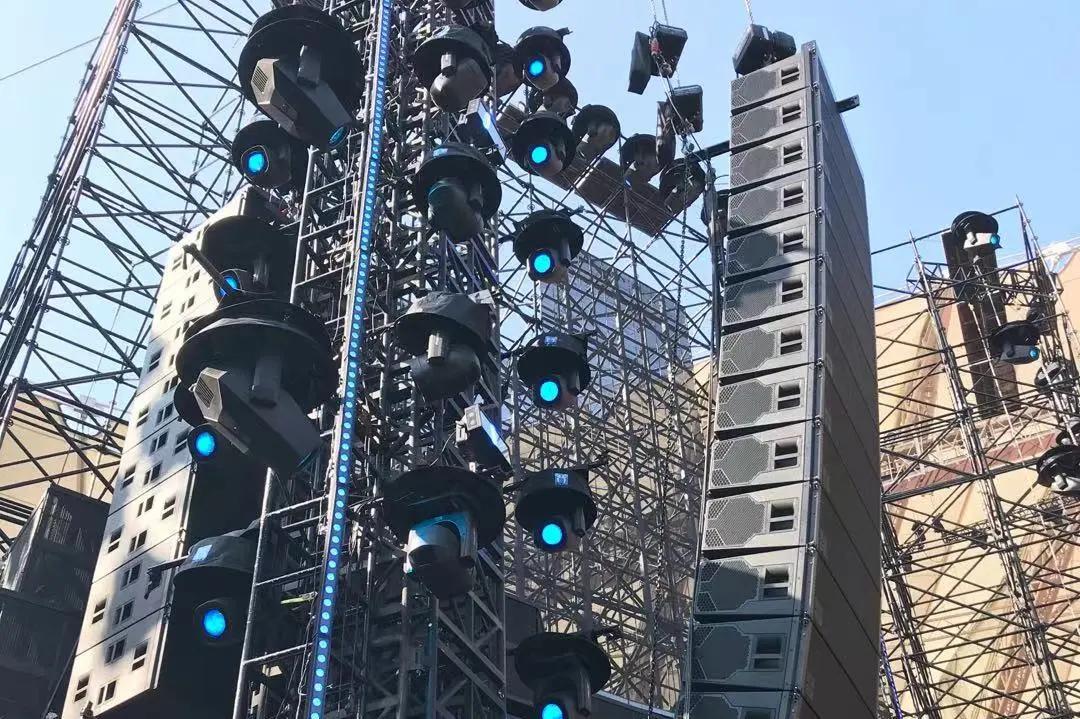 “中国好声音2020巅峰之夜”携同d&b旗舰SL-系列亮相武汉，致敬英雄城市