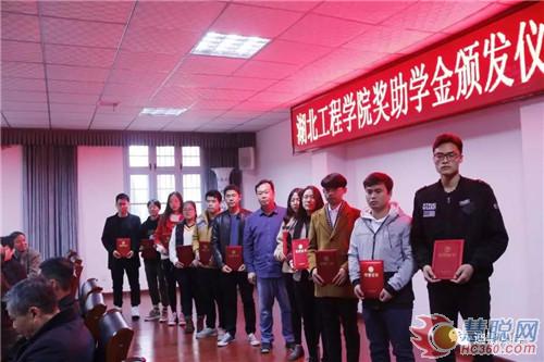 迪斯企业校园专场招聘会