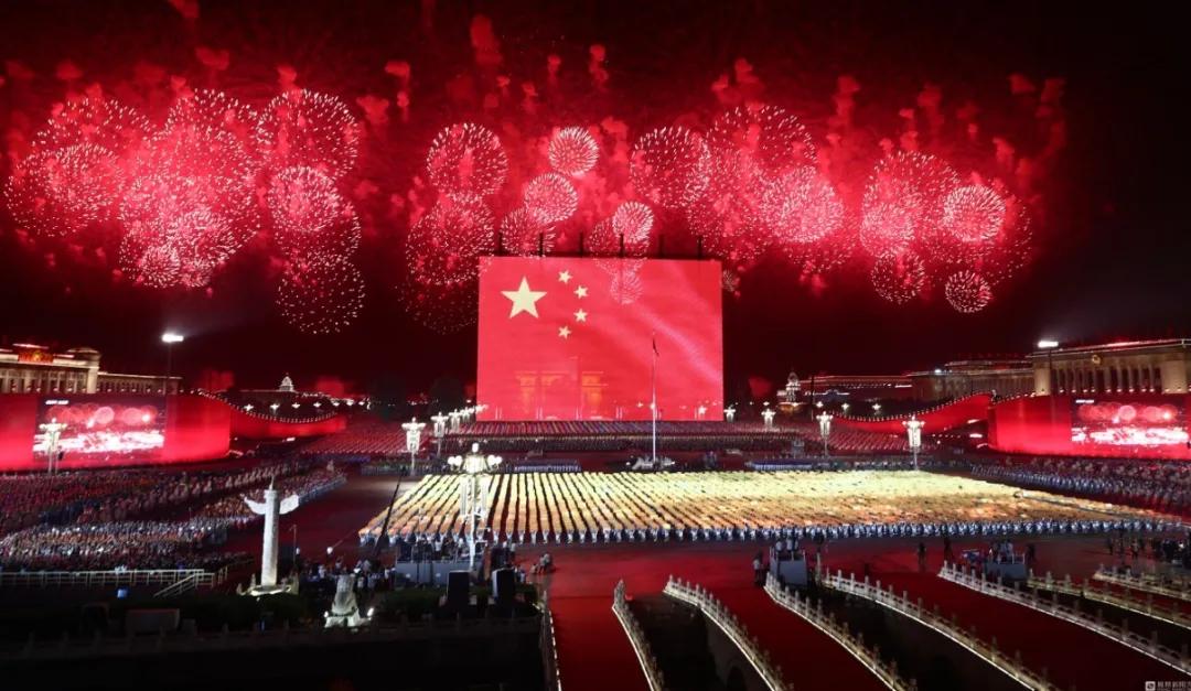 砥砺前行，荣耀珠江！|珠江灯光荣膺2020广州最具成长性文化企业
