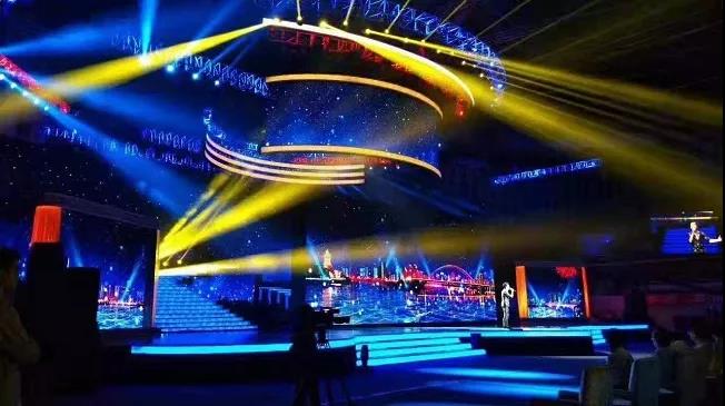 在演出中如何调试舞台音响呈现出完美效果？