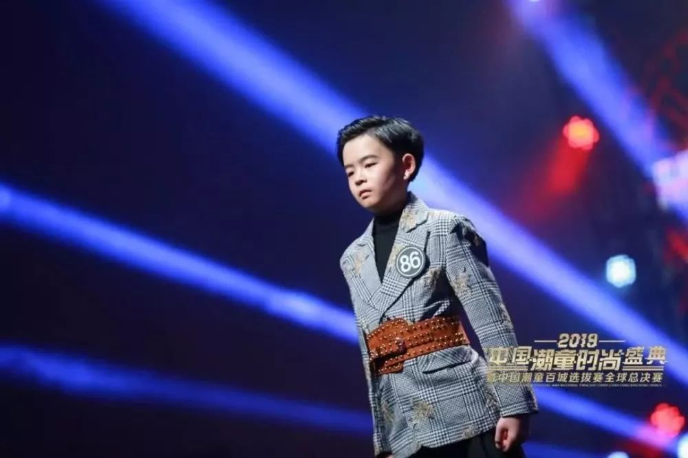 ENNE ANYLINE212线阵列完美演绎海上丝路国际文化体育时尚周