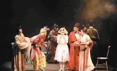 演出+互联网，云观演会代替剧场还是增添新引擎？