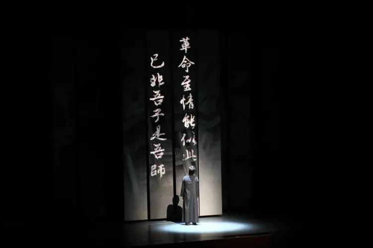 CKC鹏林丨广东歌舞剧院最新力作《岭南秋雨》在广东艺术剧院首演圆满落幕，百年荏苒热血不息