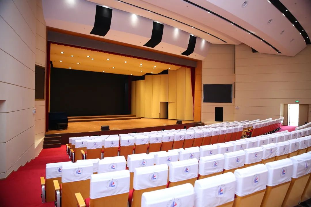 上海师范大学附属罗店中学：音乐厅音频升级