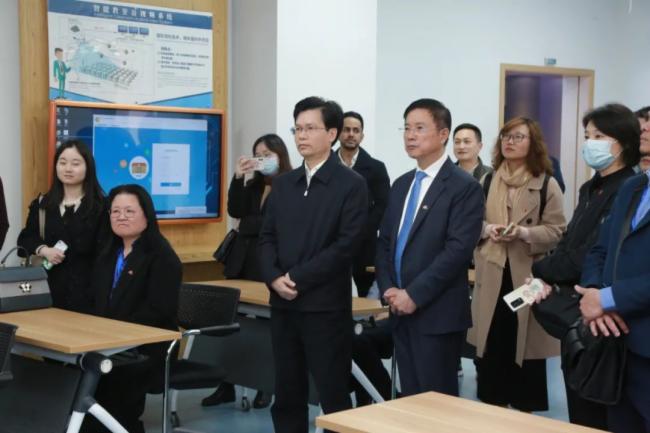 国际经贸代表团一行莅临音王考察