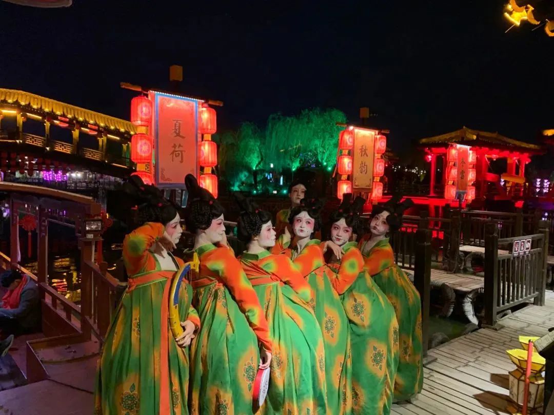 「河南博物院元宵奇妙夜」：灯火里的大唐盛世