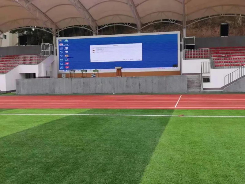 四川省南部县第二中学选用爵士龙双十线阵音箱系统